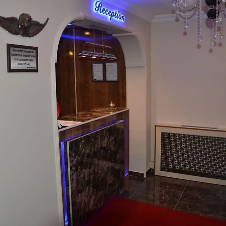 לינה וארוחת בוקר Hisar Gemlik