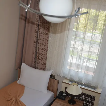 Hisar Bed & Breakfast 4*