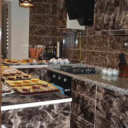 Bed & Breakfast Hisar 4*