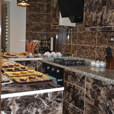 Bed & Breakfast Hisar 4*