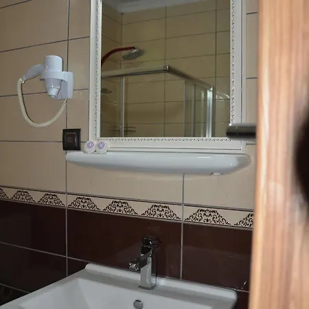 Bed & Breakfast Hisar 4*